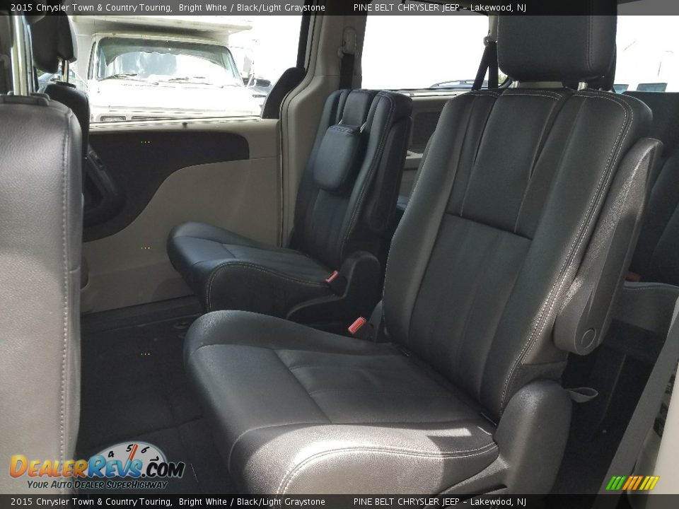 2015 Chrysler Town & Country Touring Bright White / Black/Light Graystone Photo #3