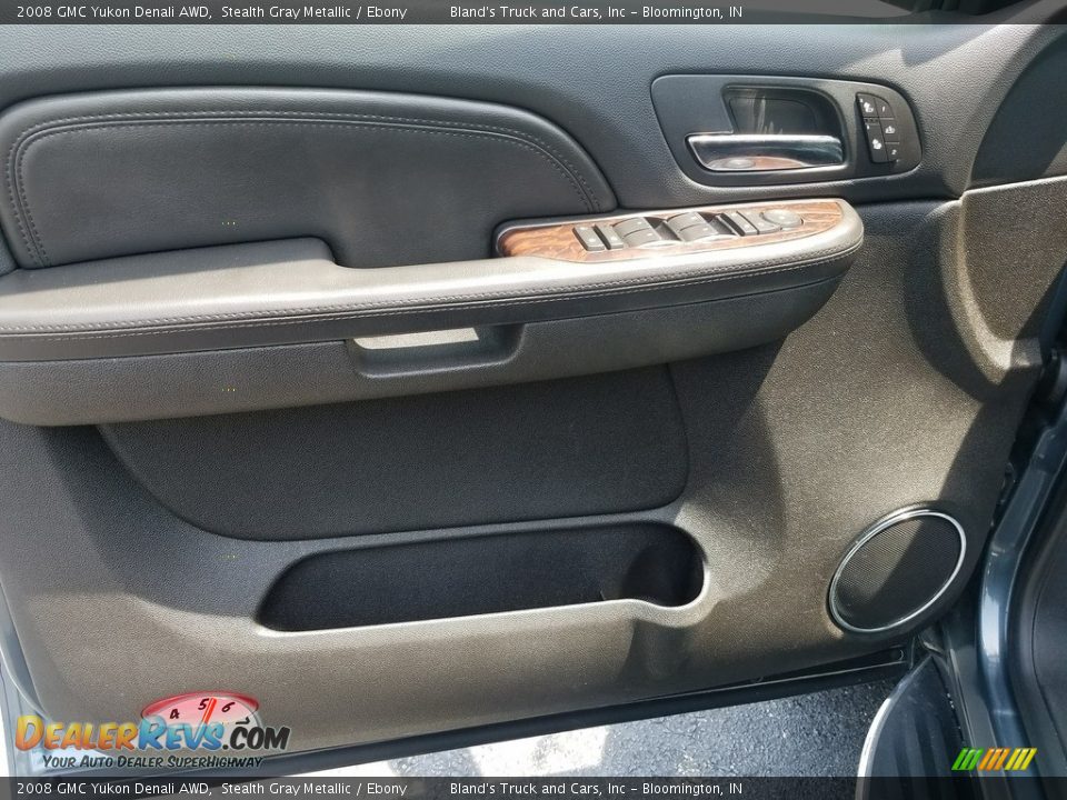 2008 GMC Yukon Denali AWD Stealth Gray Metallic / Ebony Photo #14