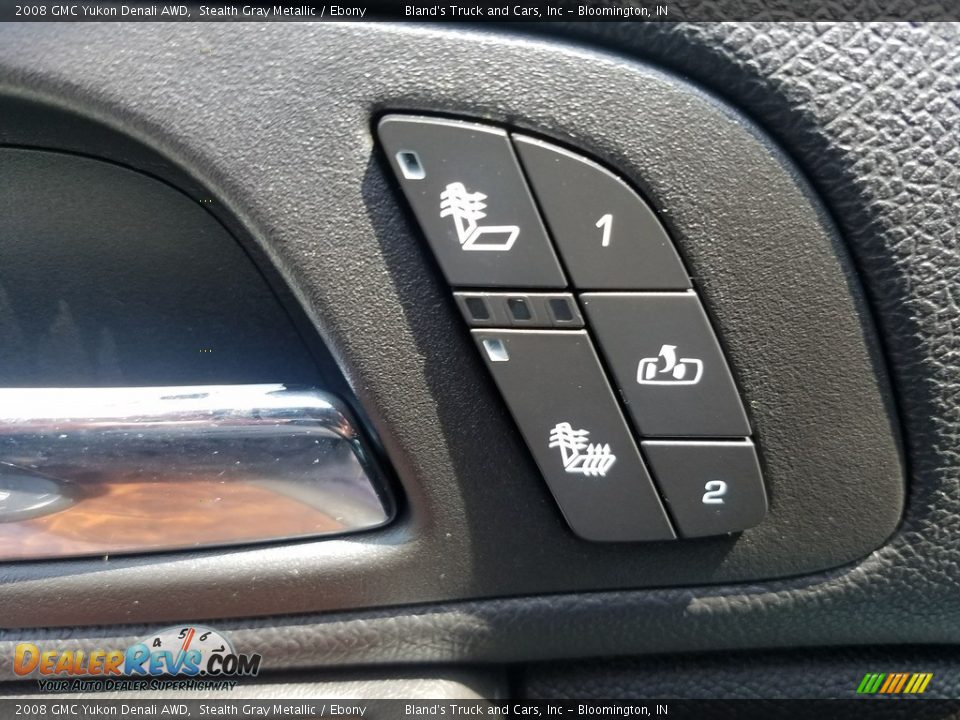 2008 GMC Yukon Denali AWD Stealth Gray Metallic / Ebony Photo #16