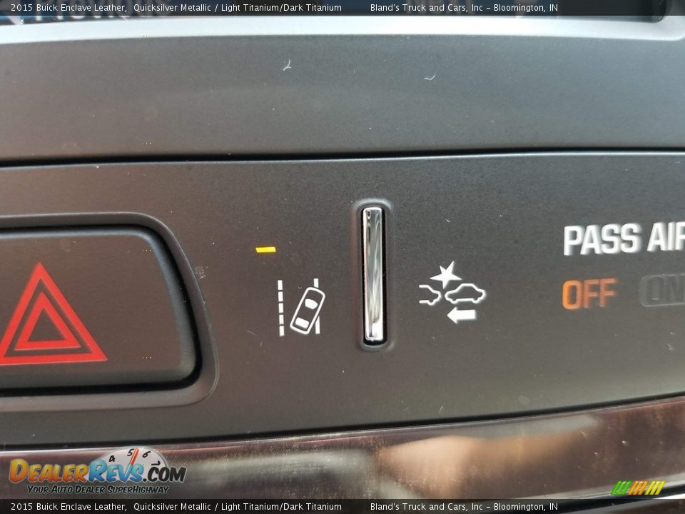 2015 Buick Enclave Leather Quicksilver Metallic / Light Titanium/Dark Titanium Photo #30