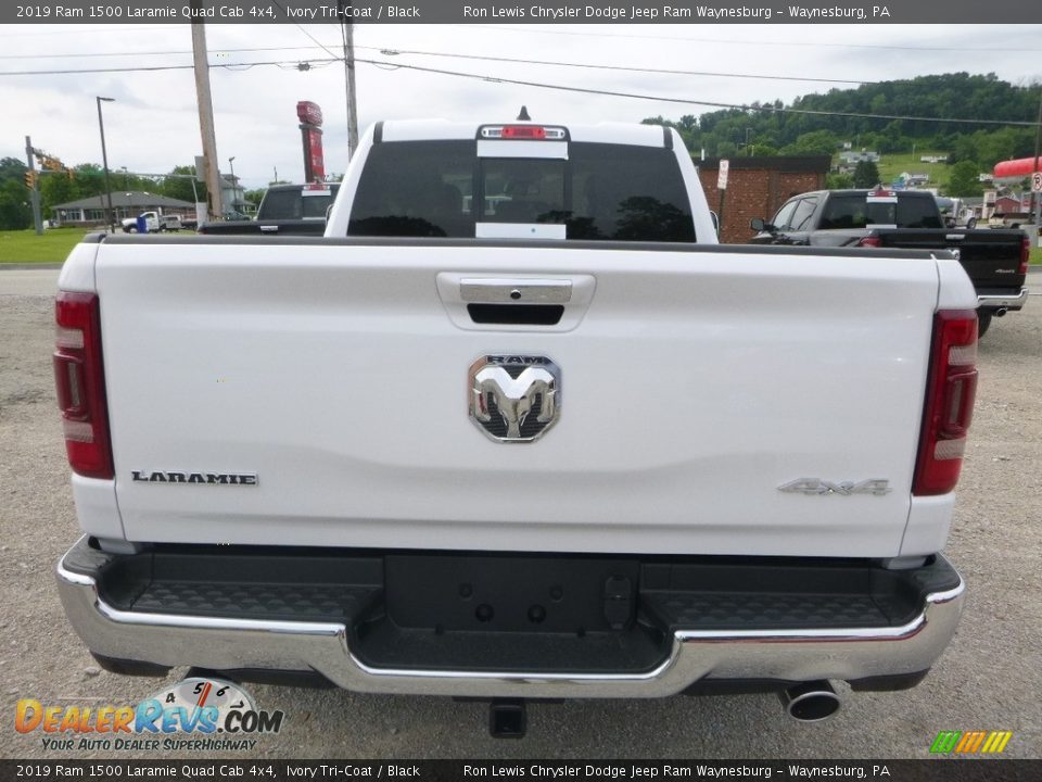 2019 Ram 1500 Laramie Quad Cab 4x4 Ivory Tri–Coat / Black Photo #5