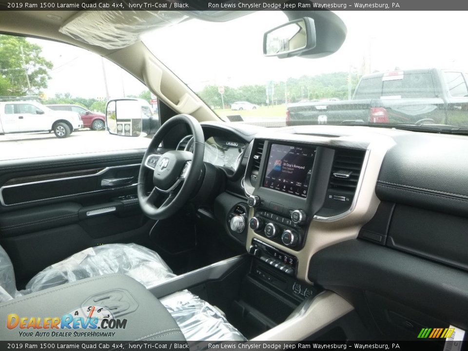 2019 Ram 1500 Laramie Quad Cab 4x4 Ivory Tri–Coat / Black Photo #11