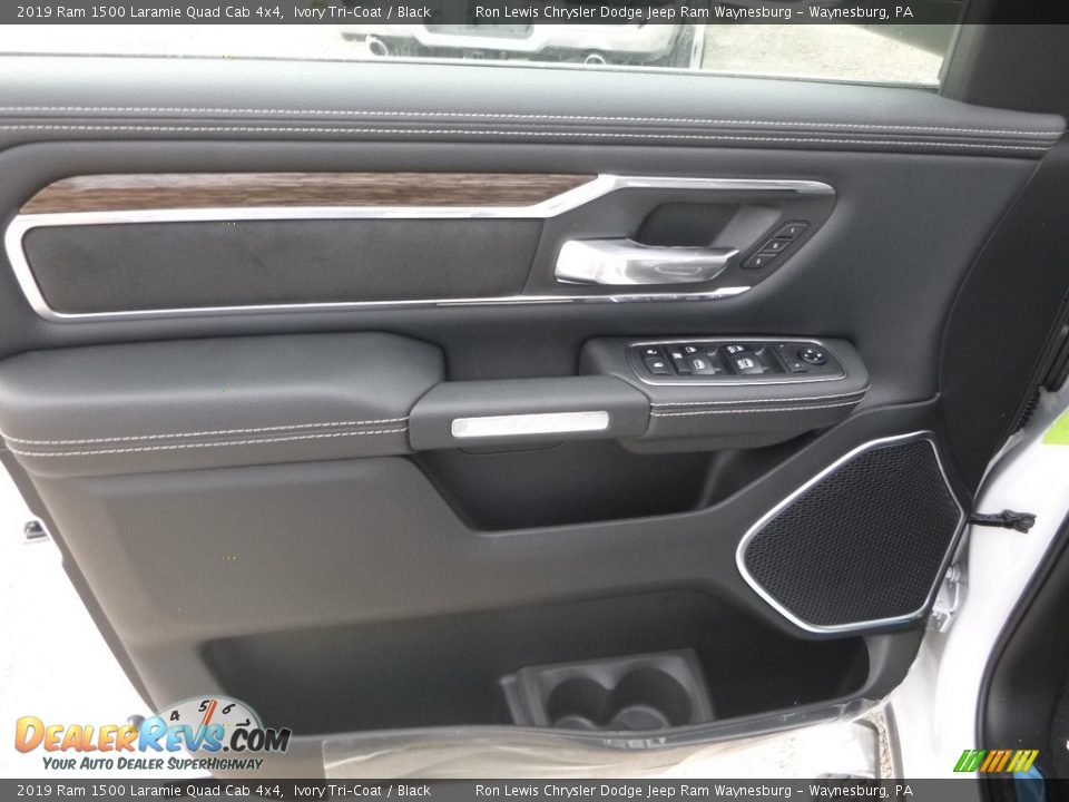 Door Panel of 2019 Ram 1500 Laramie Quad Cab 4x4 Photo #15