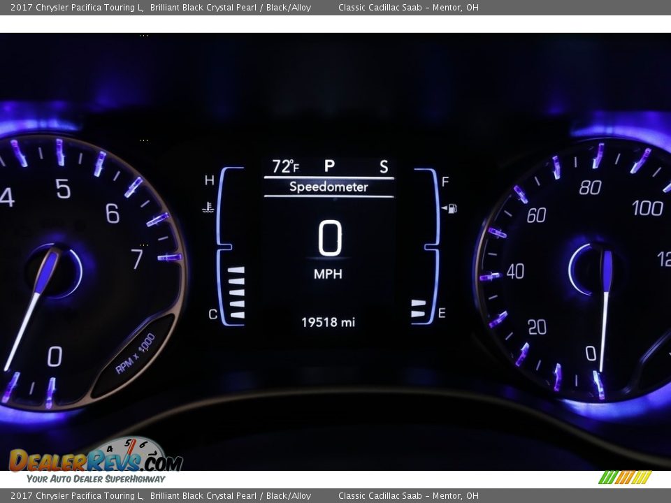 2017 Chrysler Pacifica Touring L Brilliant Black Crystal Pearl / Black/Alloy Photo #7