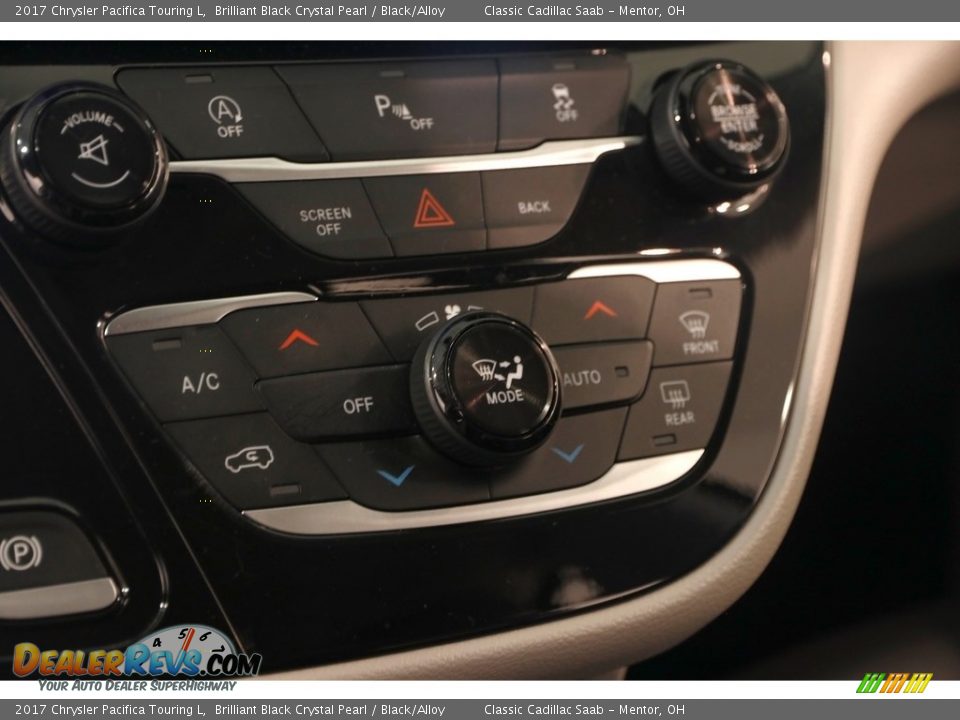 2017 Chrysler Pacifica Touring L Brilliant Black Crystal Pearl / Black/Alloy Photo #9