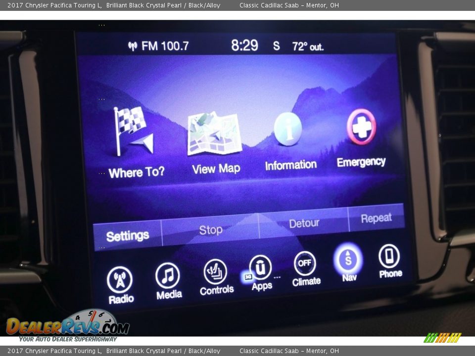 2017 Chrysler Pacifica Touring L Brilliant Black Crystal Pearl / Black/Alloy Photo #11