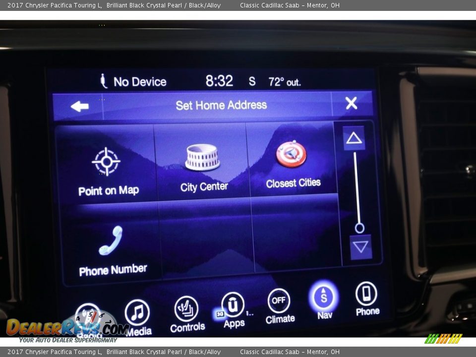 2017 Chrysler Pacifica Touring L Brilliant Black Crystal Pearl / Black/Alloy Photo #13