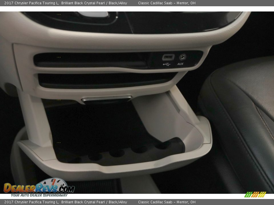 2017 Chrysler Pacifica Touring L Brilliant Black Crystal Pearl / Black/Alloy Photo #20