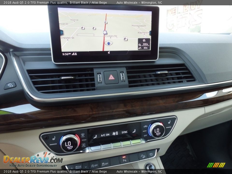 2018 Audi Q5 2.0 TFSI Premium Plus quattro Brilliant Black / Atlas Beige Photo #17