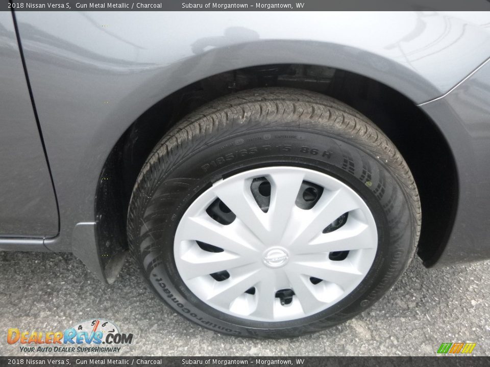 2018 Nissan Versa S Gun Metal Metallic / Charcoal Photo #2