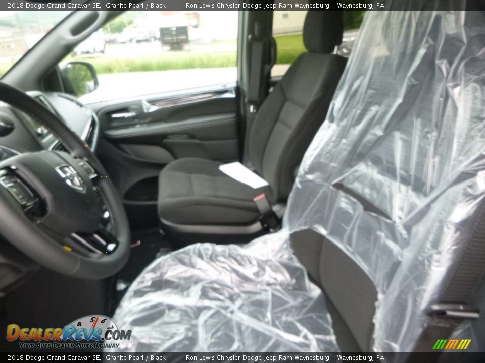 2018 Dodge Grand Caravan SE Granite Pearl / Black Photo #15