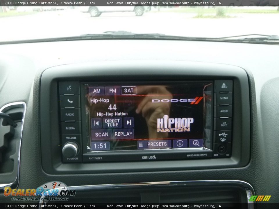 2018 Dodge Grand Caravan SE Granite Pearl / Black Photo #17
