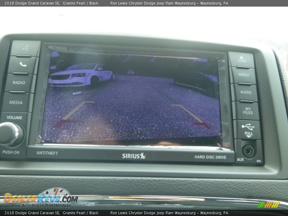2018 Dodge Grand Caravan SE Granite Pearl / Black Photo #18