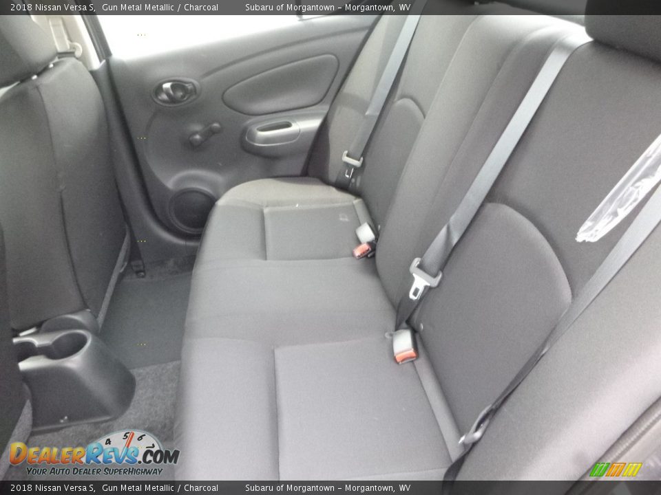 2018 Nissan Versa S Gun Metal Metallic / Charcoal Photo #13