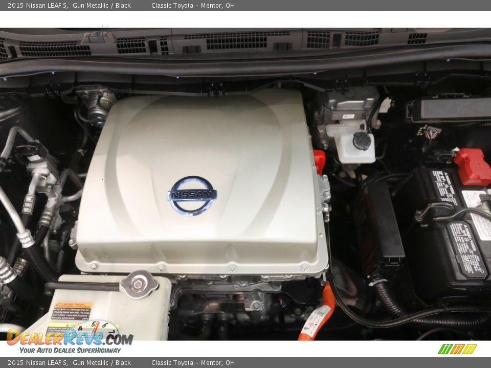 2015 Nissan LEAF S Gun Metallic / Black Photo #19