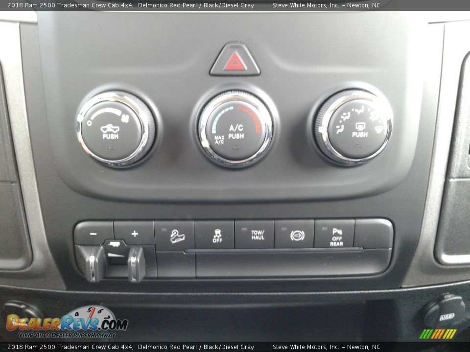 2018 Ram 2500 Tradesman Crew Cab 4x4 Delmonico Red Pearl / Black/Diesel Gray Photo #20