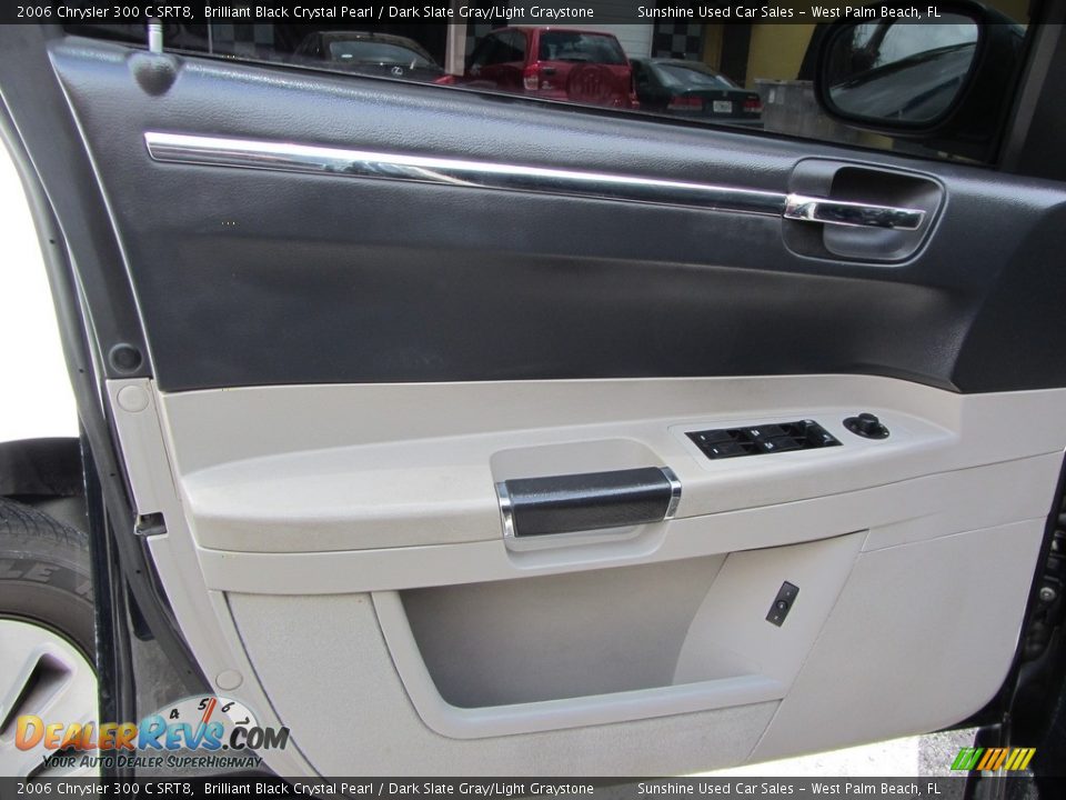 2006 Chrysler 300 C SRT8 Brilliant Black Crystal Pearl / Dark Slate Gray/Light Graystone Photo #9