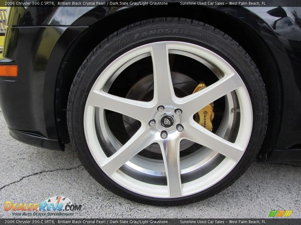 2006 Chrysler 300 C SRT8 Brilliant Black Crystal Pearl / Dark Slate Gray/Light Graystone Photo #21