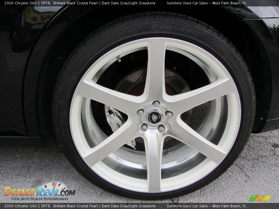 2006 Chrysler 300 C SRT8 Brilliant Black Crystal Pearl / Dark Slate Gray/Light Graystone Photo #23