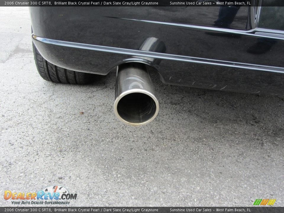 2006 Chrysler 300 C SRT8 Brilliant Black Crystal Pearl / Dark Slate Gray/Light Graystone Photo #28