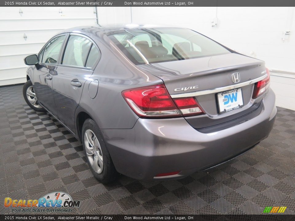 2015 Honda Civic LX Sedan Alabaster Silver Metallic / Gray Photo #10