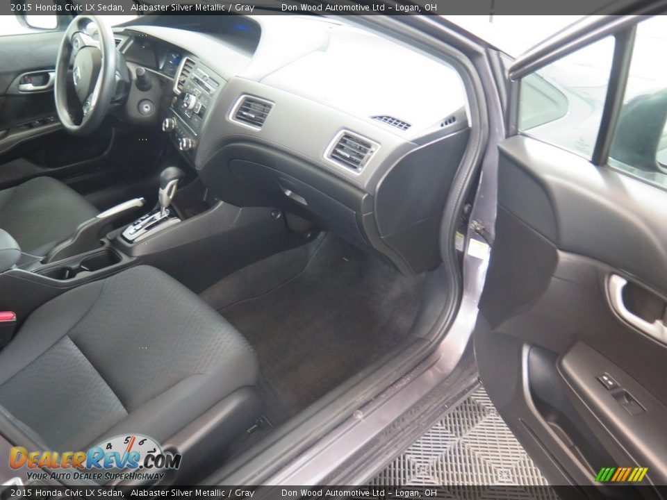 2015 Honda Civic LX Sedan Alabaster Silver Metallic / Gray Photo #36