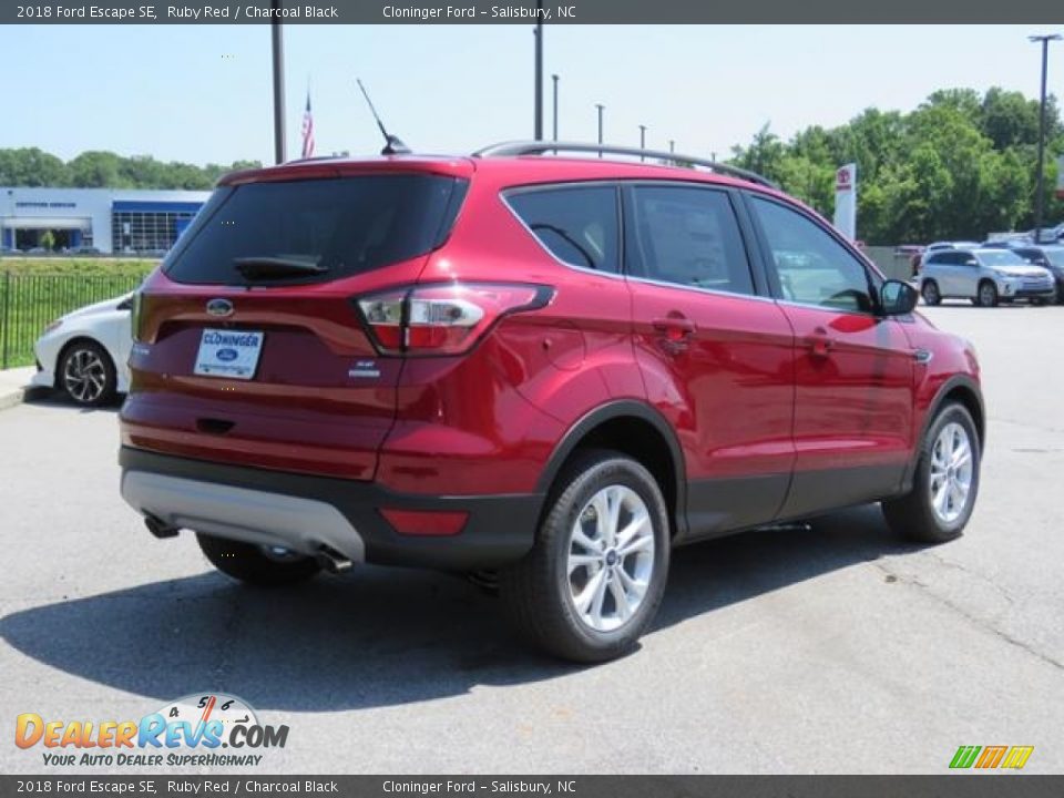 2018 Ford Escape SE Ruby Red / Charcoal Black Photo #22
