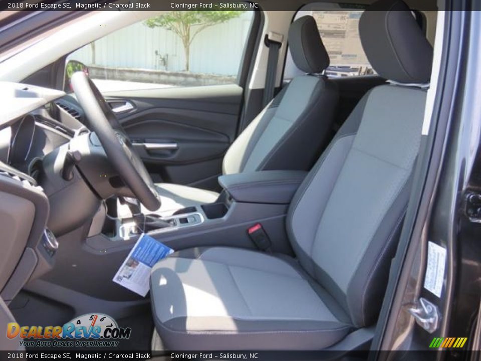 2018 Ford Escape SE Magnetic / Charcoal Black Photo #8