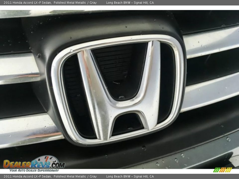 2011 Honda Accord LX-P Sedan Polished Metal Metallic / Gray Photo #28