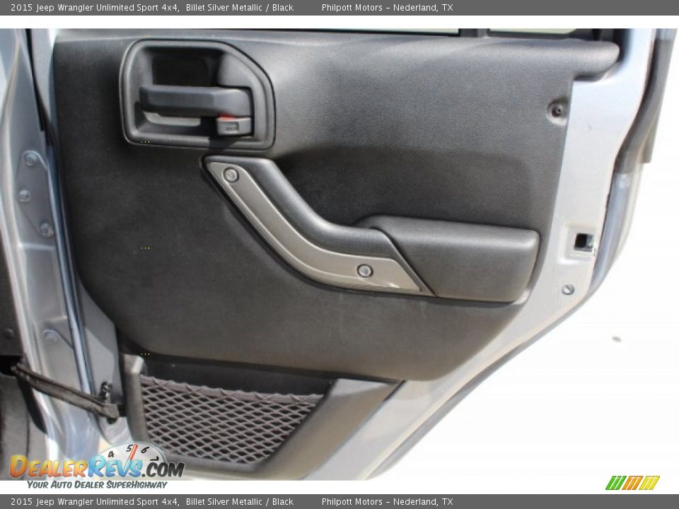 2015 Jeep Wrangler Unlimited Sport 4x4 Billet Silver Metallic / Black Photo #31