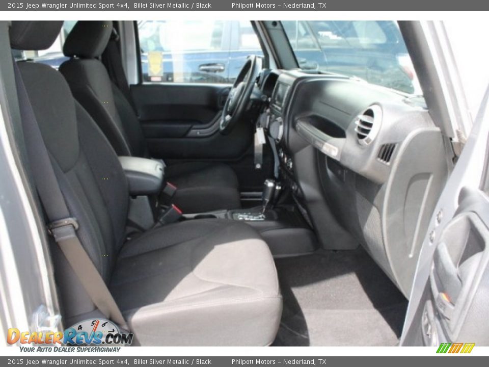2015 Jeep Wrangler Unlimited Sport 4x4 Billet Silver Metallic / Black Photo #35