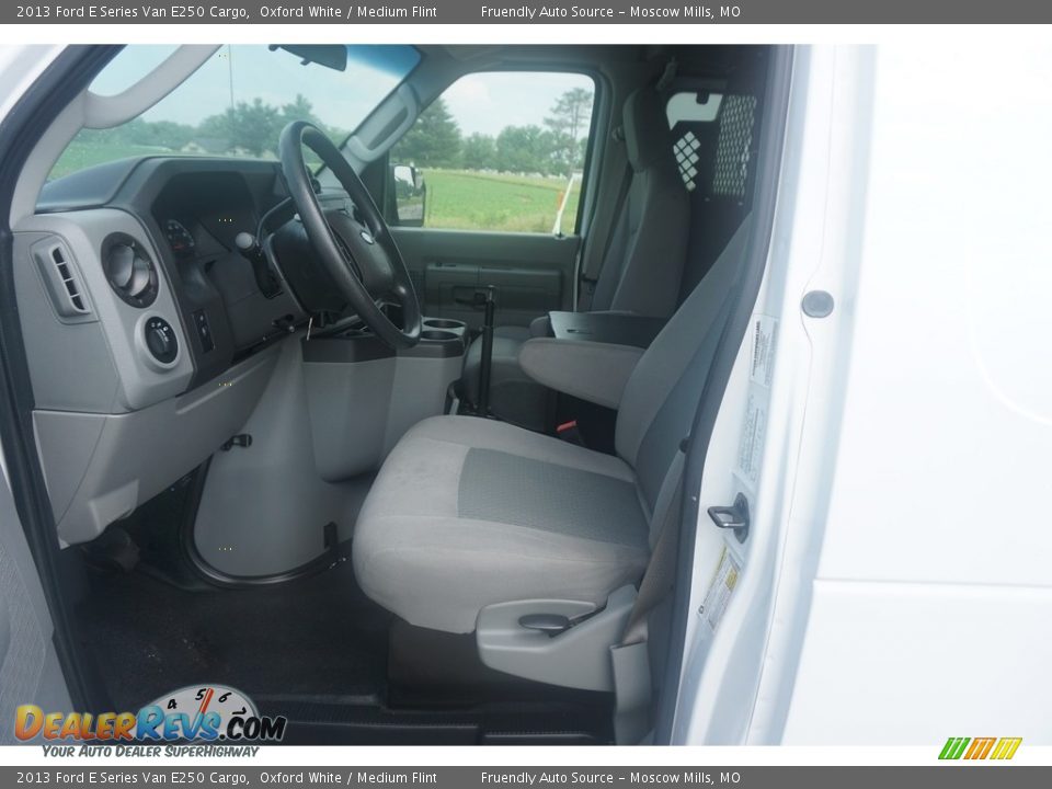 2013 Ford E Series Van E250 Cargo Oxford White / Medium Flint Photo #22