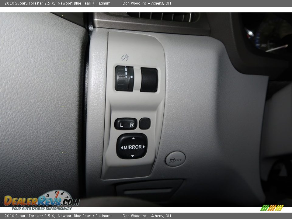 2010 Subaru Forester 2.5 X Newport Blue Pearl / Platinum Photo #31