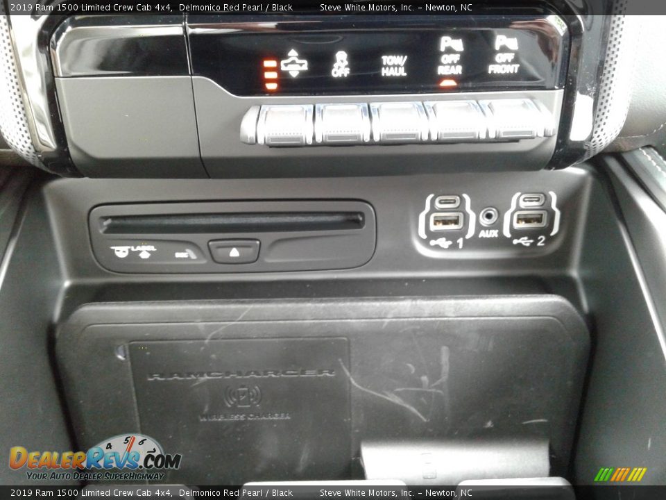 2019 Ram 1500 Limited Crew Cab 4x4 Delmonico Red Pearl / Black Photo #32