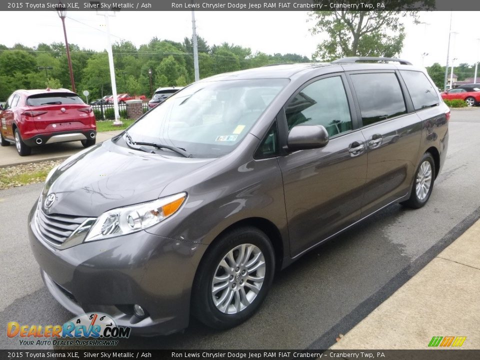 2015 Toyota Sienna XLE Silver Sky Metallic / Ash Photo #5