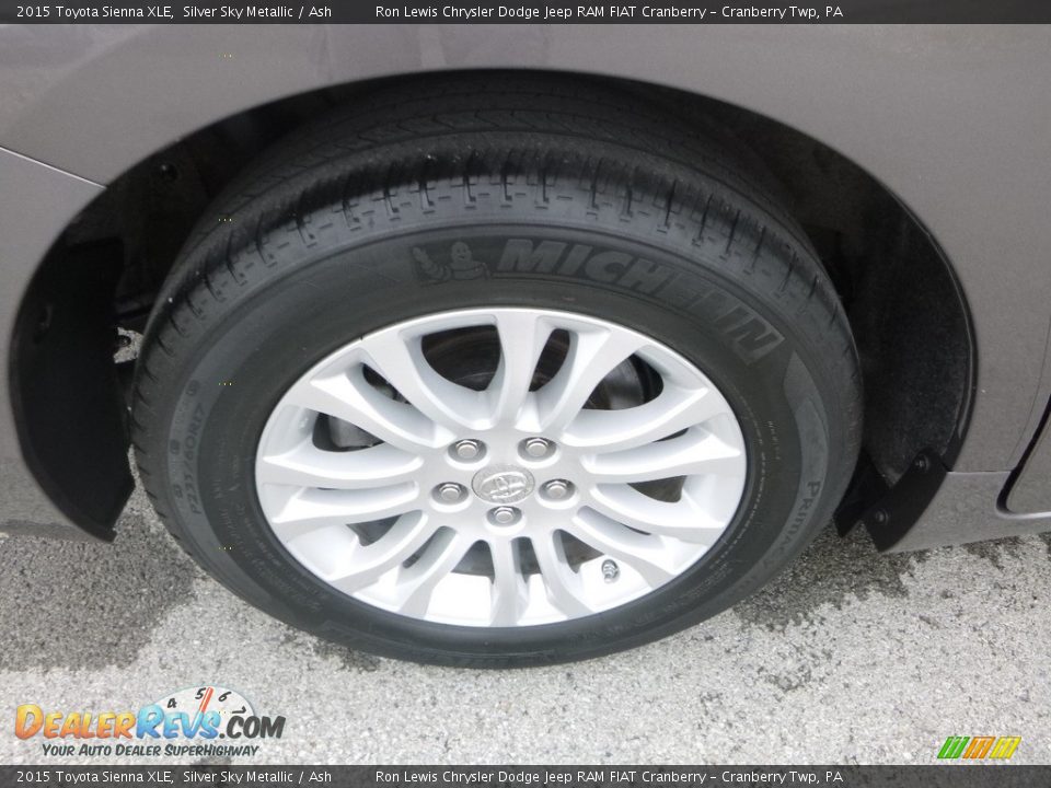 2015 Toyota Sienna XLE Silver Sky Metallic / Ash Photo #8