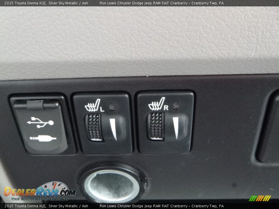2015 Toyota Sienna XLE Silver Sky Metallic / Ash Photo #19