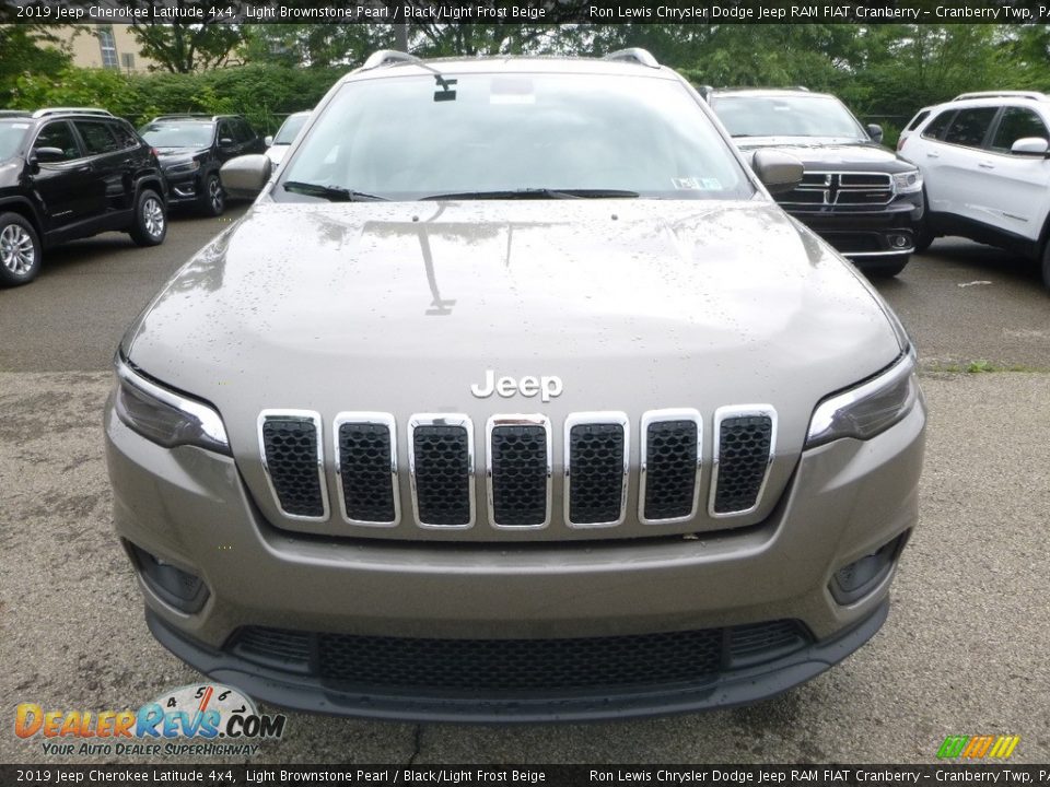 2019 Jeep Cherokee Latitude 4x4 Light Brownstone Pearl / Black/Light Frost Beige Photo #8