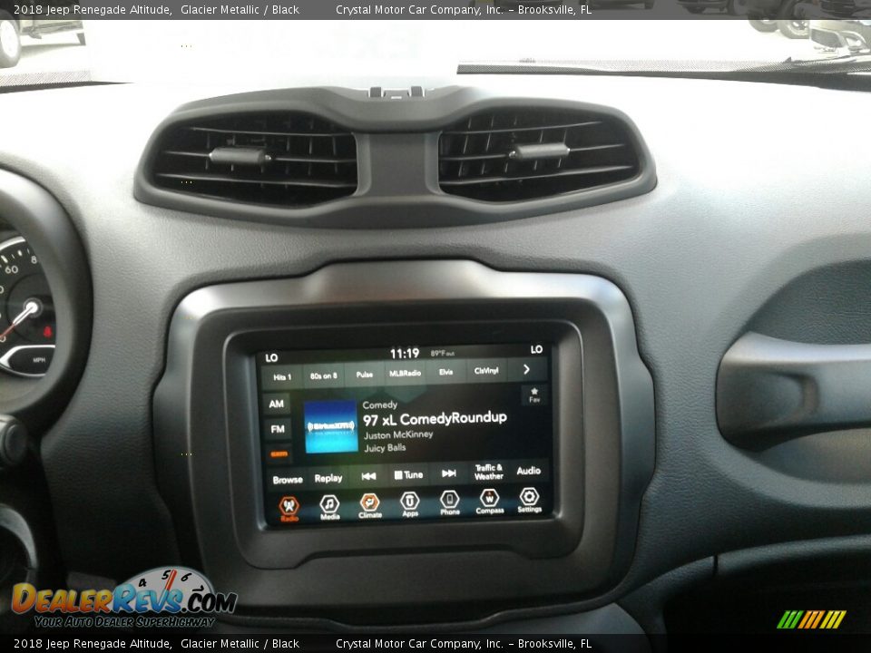 2018 Jeep Renegade Altitude Glacier Metallic / Black Photo #15