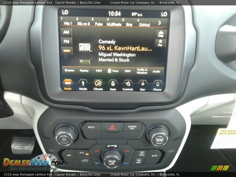 2018 Jeep Renegade Limited 4x4 Glacier Metallic / Black/Ski Grey Photo #15