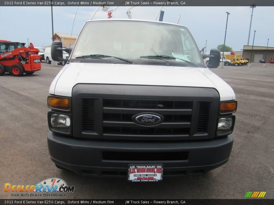 2013 Ford E Series Van E250 Cargo Oxford White / Medium Flint Photo #8
