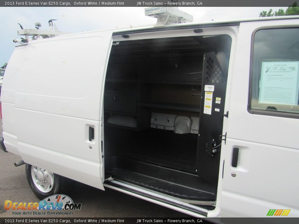 2013 Ford E Series Van E250 Cargo Oxford White / Medium Flint Photo #18