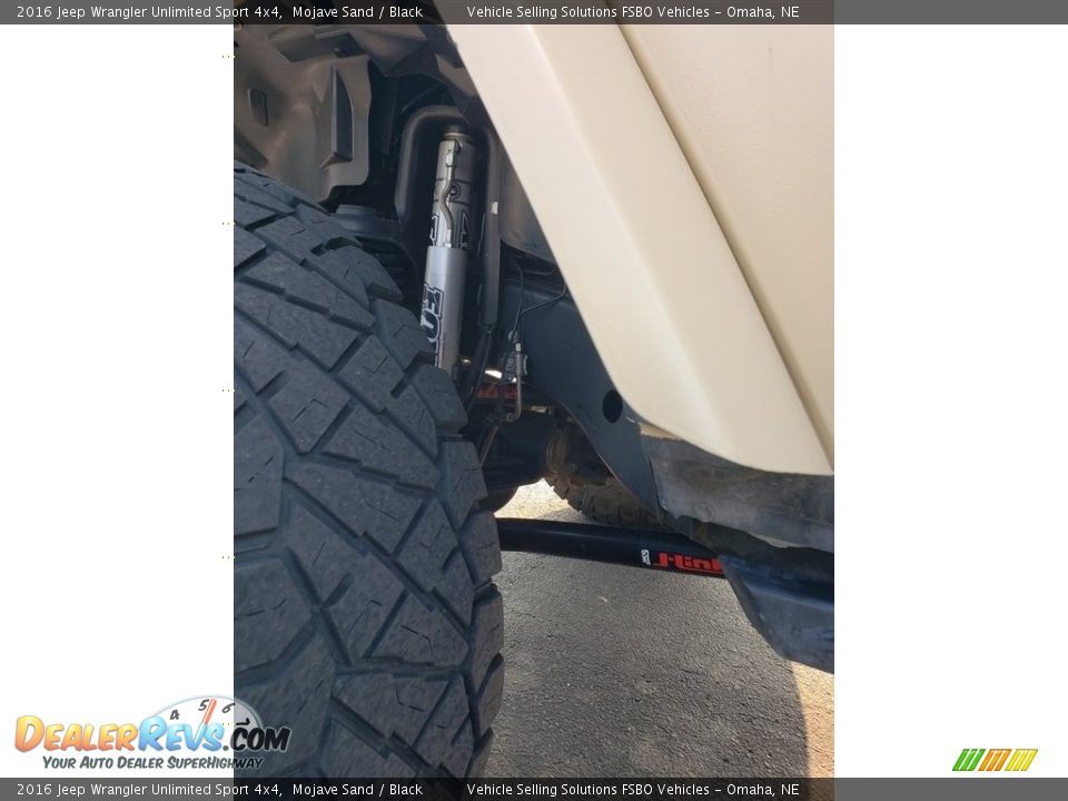 2016 Jeep Wrangler Unlimited Sport 4x4 Mojave Sand / Black Photo #32