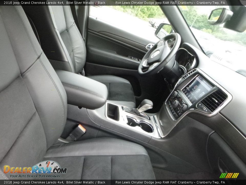 2018 Jeep Grand Cherokee Laredo 4x4 Billet Silver Metallic / Black Photo #9