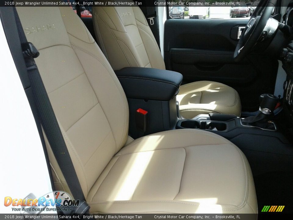 2018 Jeep Wrangler Unlimited Sahara 4x4 Bright White / Black/Heritage Tan Photo #12