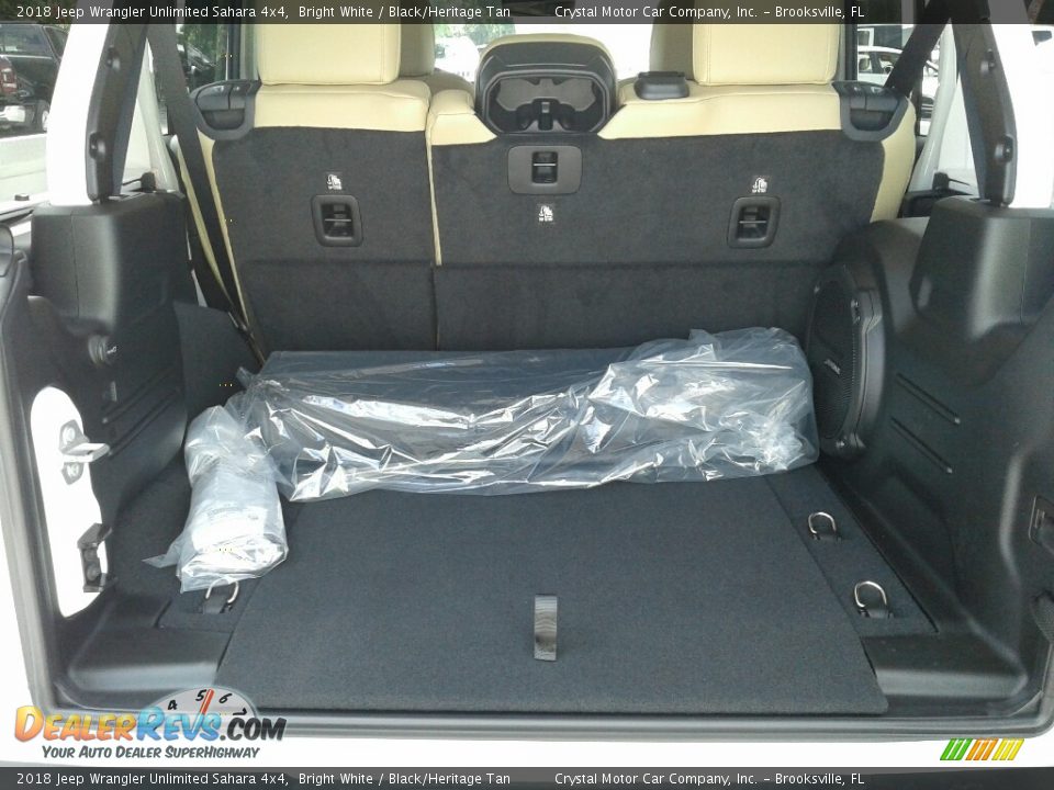 2018 Jeep Wrangler Unlimited Sahara 4x4 Bright White / Black/Heritage Tan Photo #19