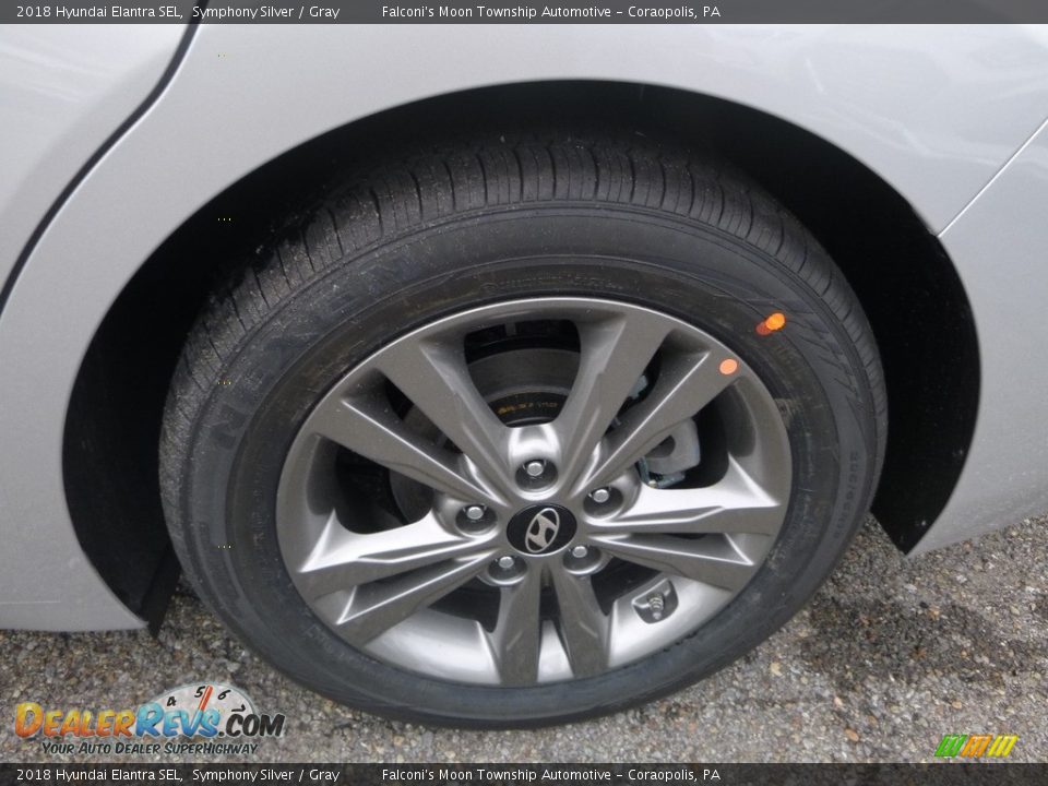 2018 Hyundai Elantra SEL Symphony Silver / Gray Photo #8
