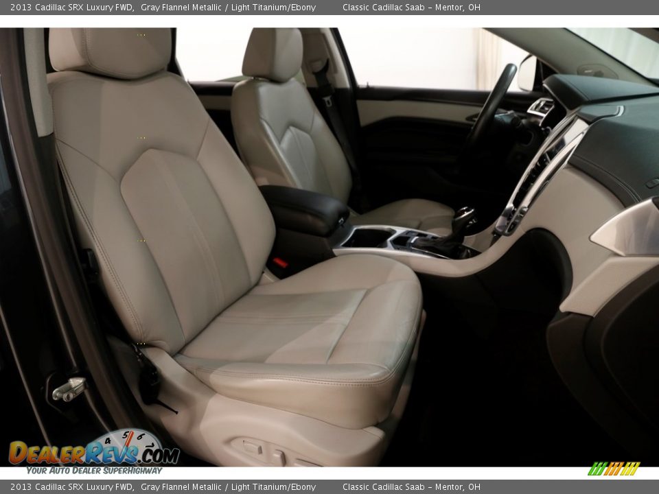 2013 Cadillac SRX Luxury FWD Gray Flannel Metallic / Light Titanium/Ebony Photo #15