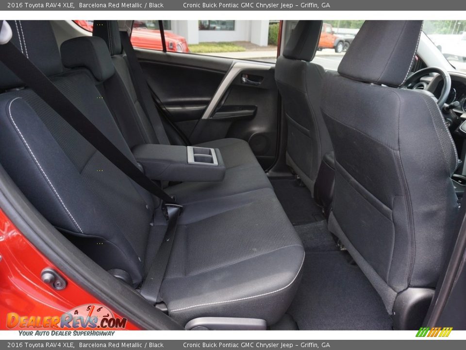 2016 Toyota RAV4 XLE Barcelona Red Metallic / Black Photo #17