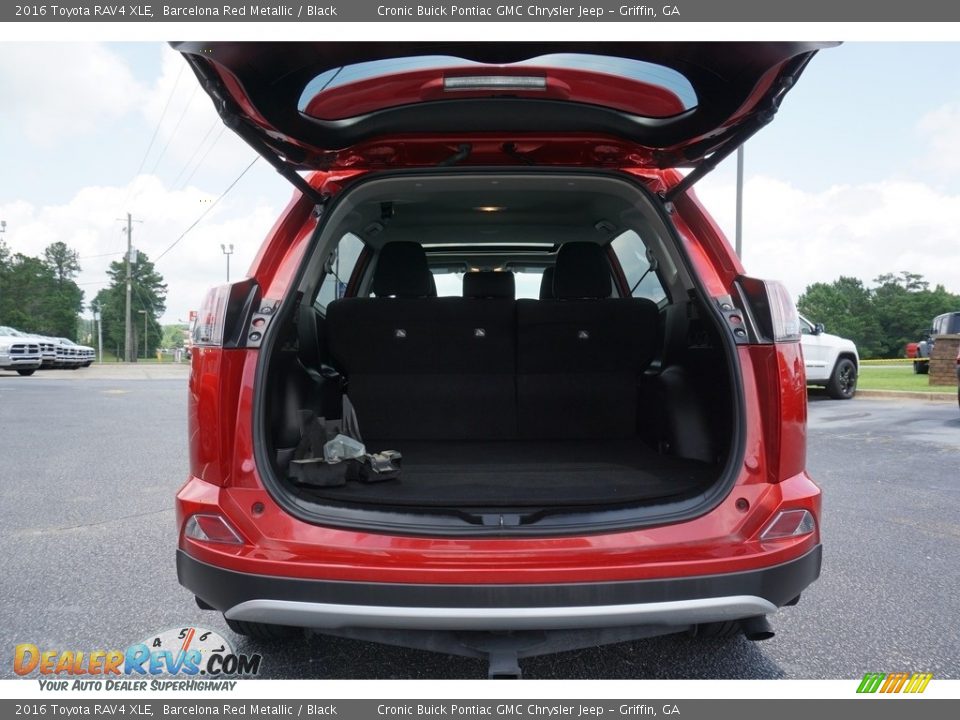 2016 Toyota RAV4 XLE Barcelona Red Metallic / Black Photo #18